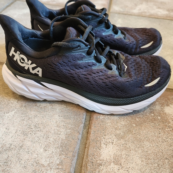 HOKA One One Clifton 8 Black & White Women's Size 6 Running Shoes - Picture 16 of 16